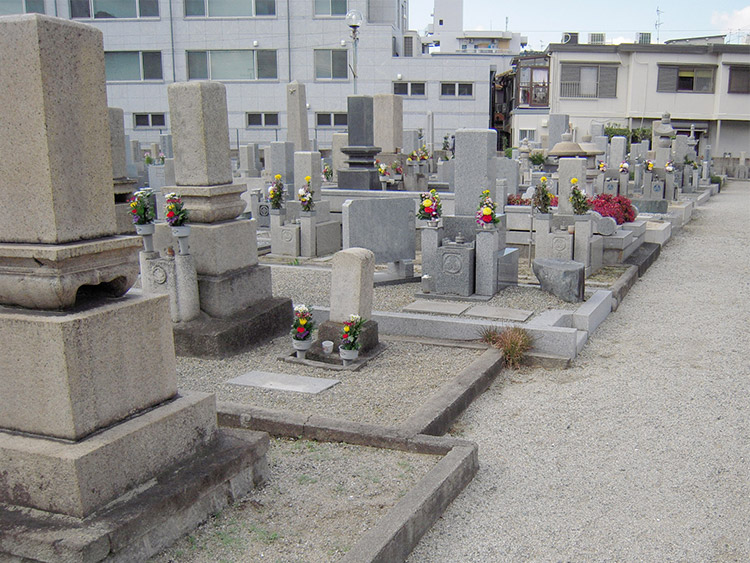 大阪市営 苅田墓地